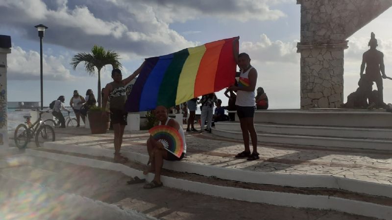 Realizan marcha del Orgullo LGBTQ+ en Cozumel: EN VIVO