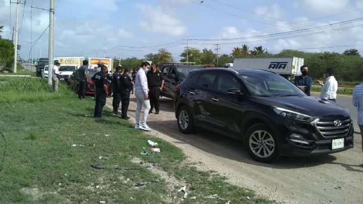 Hombre atropellado ocasiona carambola en la carretera Mérida-Cancún