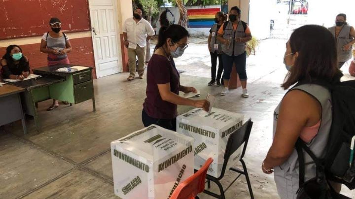 Detectan dos boletas falsas para diputados en urnas de Cozumel
