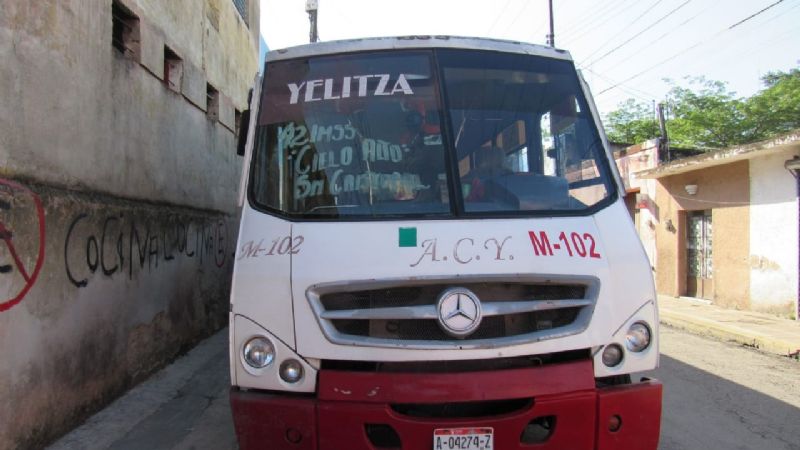 Pasajero muere de un infarto fulminante arriba de un camión en Mérida