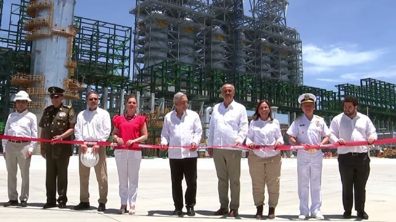 'Es un sueño convertido en realidad', dice AMLO tras inaugurar la Refineria Dos Bocas