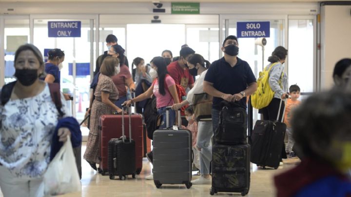 Aeropuerto de Mérida mantiene operación pese a efectos de la Onda Tropical número 7