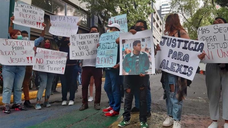 Familiares de Alexis, joven asesinado de la UAM, piden justicia a las autoridades con manifestación