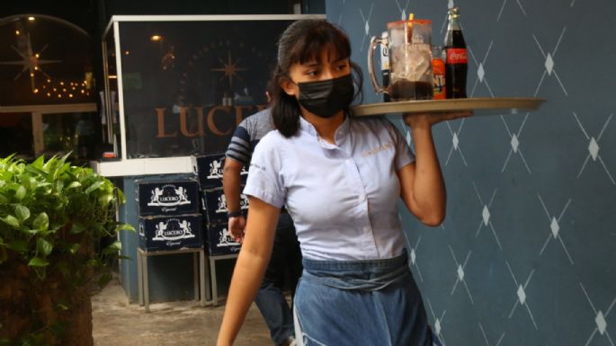 Profeco sanciona a restaurantes de Yucatán por cobrar propinas a la fuerza
