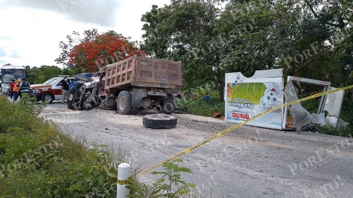 Muere chofer de Bimbo tras quedar prensado en la carretera Cancún-Leona Vicario: VIDEO