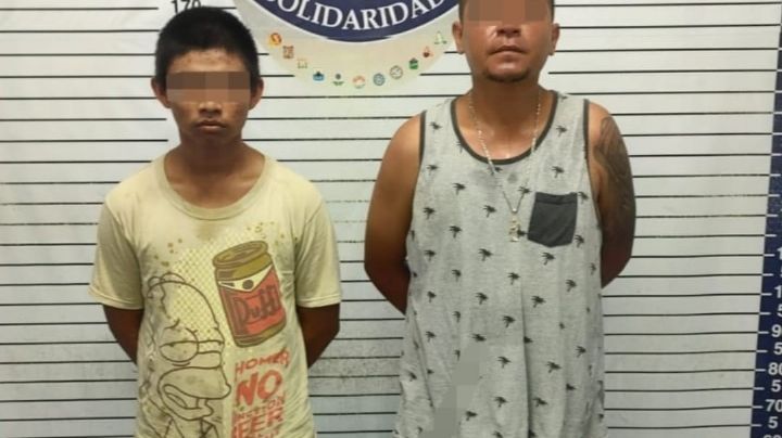 Policía de Playa del Carmen detiene a dos narcomenudistas con 150 bolsas de droga