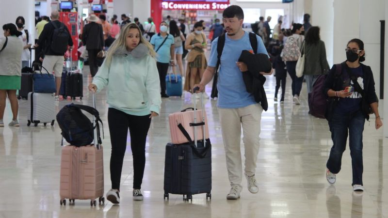 Regreso a clases disminuye presencia de pasajeros en el aeropuerto de Cancún: VIDEO
