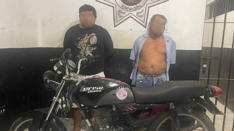 Recuperan motocicleta reportada como robada y detienen a los responsables en Kanasín
