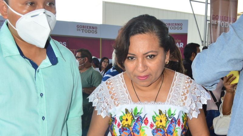 Alcaldesa de Calkiní minimiza acusaciones de los ciudadanos: Sí está trabajando, dice