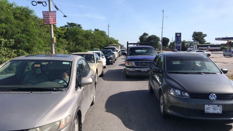 Carambola en el Boulevard Colosio de Cancún causa tráfico vehicular: EN VIVO