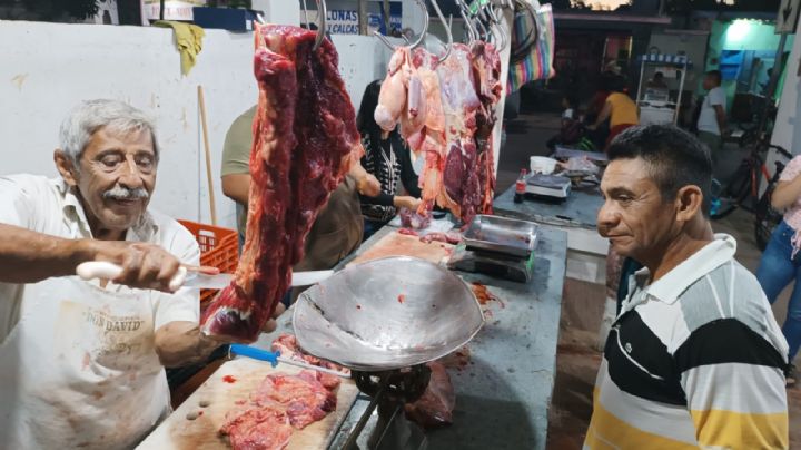 Repunta la venta de carne para chocolomo por la Feria de Tizimín