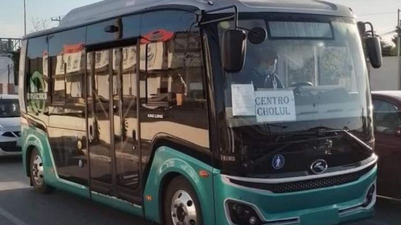 Cambian combis por 'camioncitos' eléctricos en Mérida
