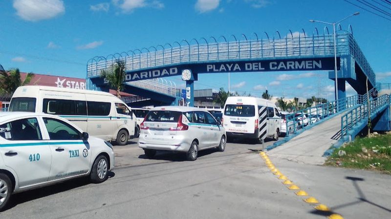 Ruleteros de Playa del Carmen desaprueban las acciones de los taxistas de Cancún