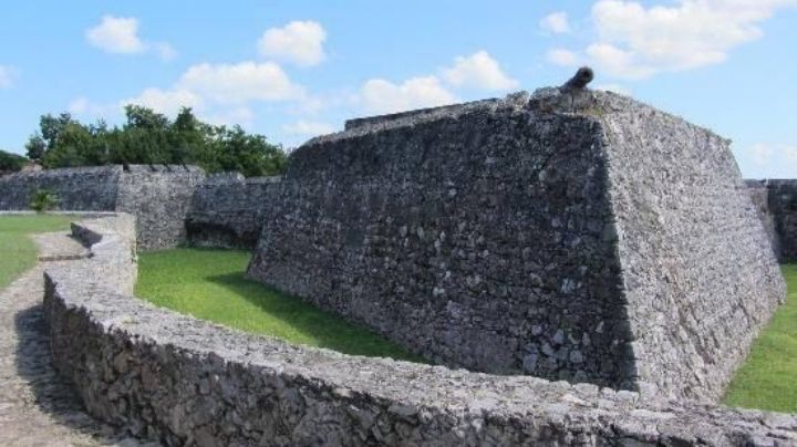 Fuerte de San Felipe de Bacalar; indicios de los verdaderos piratas del Caribe