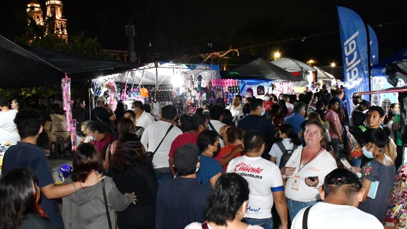 Paseo de Reyes Campeche: Vendedores acusan al Ayuntamiento de beneficiar a ambulantes