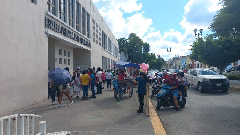 Regreso a clases en Campeche genera tráfico vehicular: EN VIVO