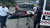 Combi le aplasta el pie a un estudiante de secundaria en Cancún