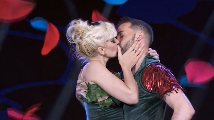 El apasionado beso de Isabel Madow y Roberto Carlo en Las Estrellas Bailan en Hoy 2023: VIDEO