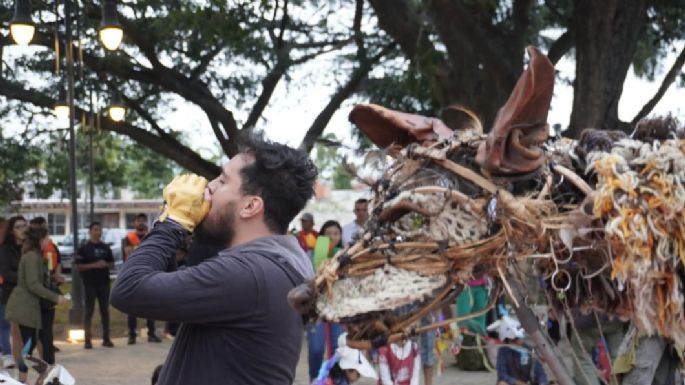 Ni la lluvia espanta a 'Las Bestias' del Parque San Martín en Campeche: EN VIVO