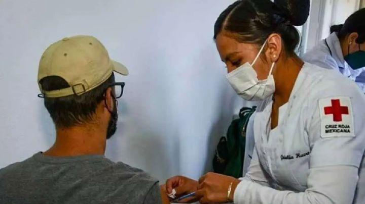Agotan vacunas contra el COVID-19 en la Cruz Roja en su primer día