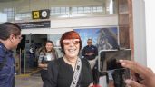 Feria de Champotón: Fans reciben a Alejandra Guzmán en el aeropuerto de Campeche