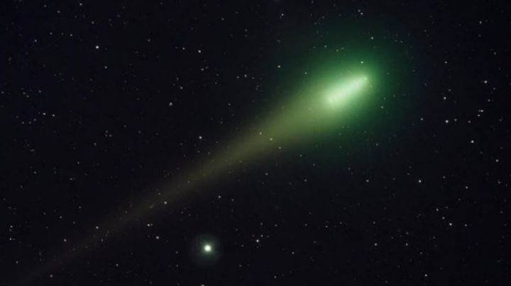 Captan impresionante foto del Cometa Verde desde Cancún; sigue la trayectoria EN VIVO