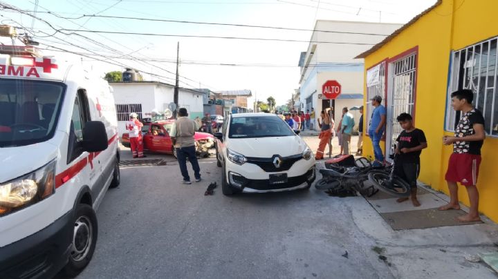 Choque múltiple deja una mujer lesionada en Ciudad del Carmen