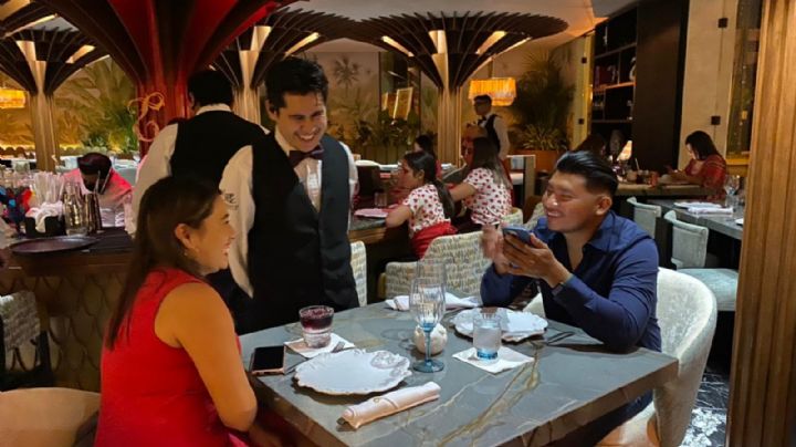 San Valentín da vida a la noche en Mérida; turistas y locales salen a celebrar