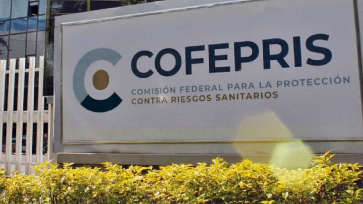 Desmantelan red de corrupción al interior de Cofepris; detienen a 11 funcionarios