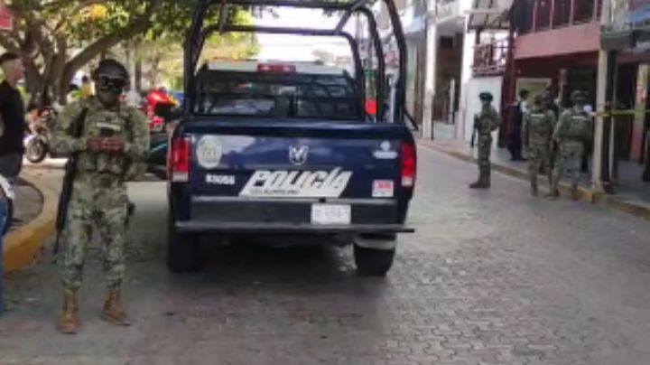 Comando armado ataca a policías municipales en Playa del Carmen