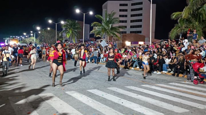 Carnaval de Ciudad del Carmen: Miles de carmelitas despiden al Rey Momo