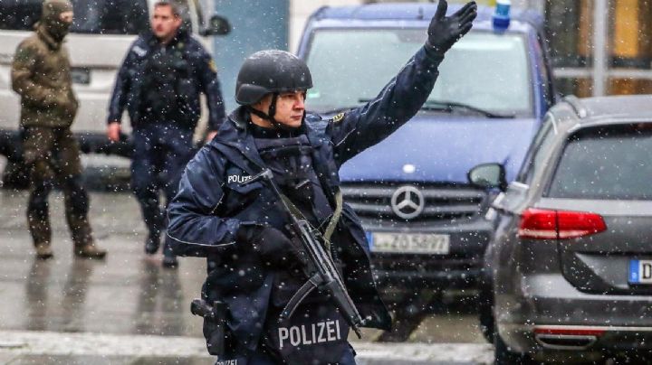 Activan operativo policiaco por toma de rehenes en una farmacia de Alemania