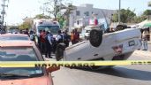 Conductor ebrio choca y vuelca su automóvil en Campeche