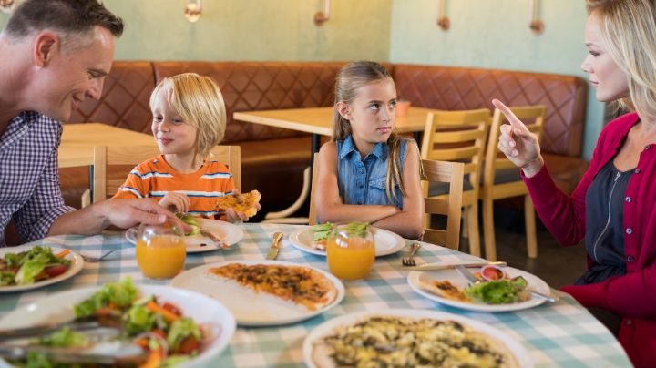 Restaurantes y bares prohíben entrada a niños en España ¡Niñofobia!