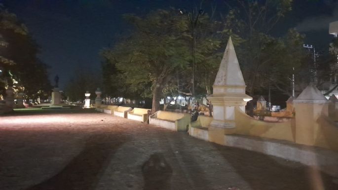 ¡Desolado! Así luce el Parque de La Alameda en Campeche: EN VIVO
