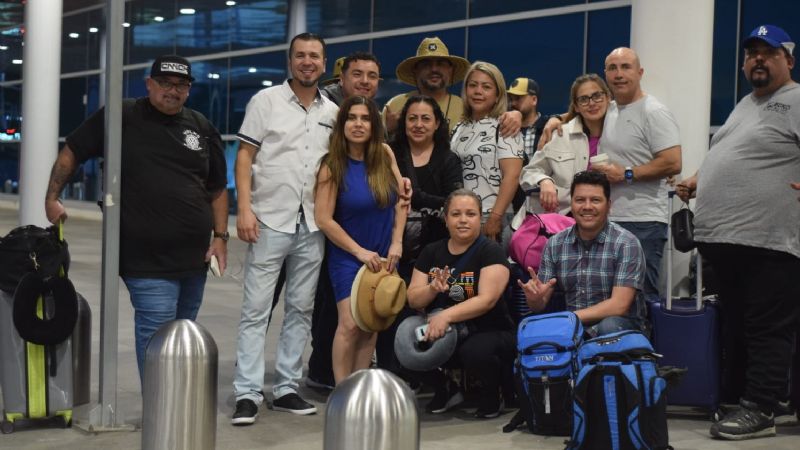 Aeropuerto de Mérida: Turistas de Ensenada se quedan con ganas de visitar Las Coloradas