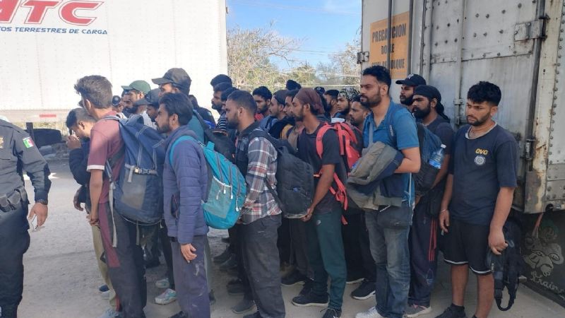 Aseguran a 32 migrantes de origen hindú en la carretera Mérida-Umán