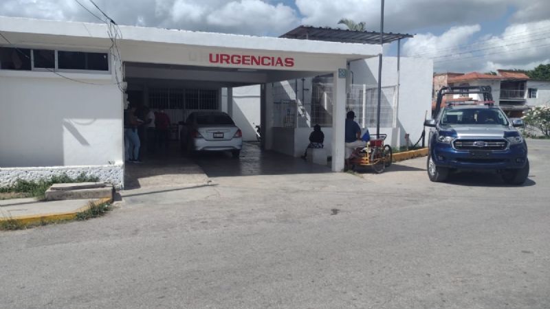 Joven de 24 años muere afuera de un hospital en Felipe Carrillo Puerto