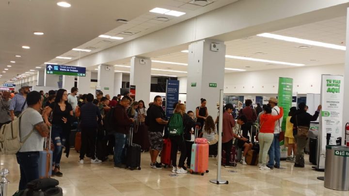 Aeropuerto de Mérida opera con retrasos de casi 3 horas este Viernes Santo