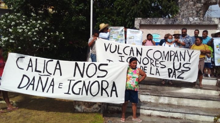 Habitantes de una comunidad en Playa del Carmen se manifiestan contra Calica
