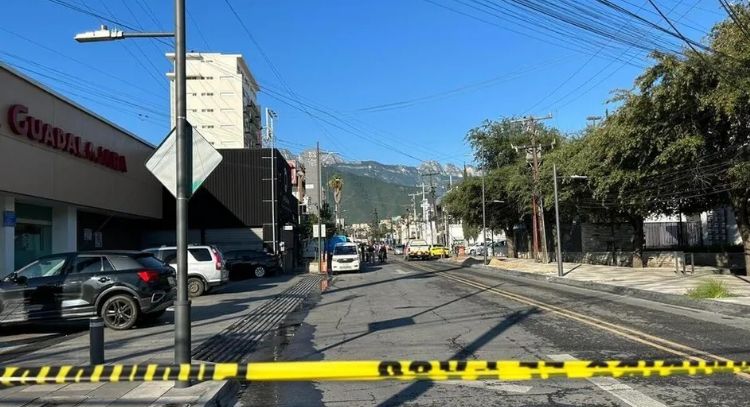 Balacera en Monterrey deja dos muertos y tres heridos