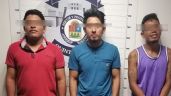 Arrestan a tres ladrones de una tienda de conveniencia en Cancún