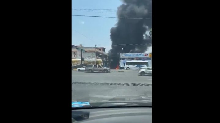 Persecución termina en incendio en Michoacán: VIDEO