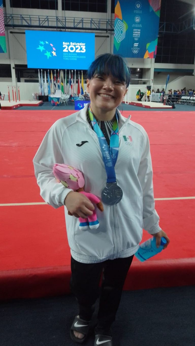 Alexa Moreno y equipo mexicano de gimnasia arrasan en Juegos  Centroamericanos y del Caribe - AS México