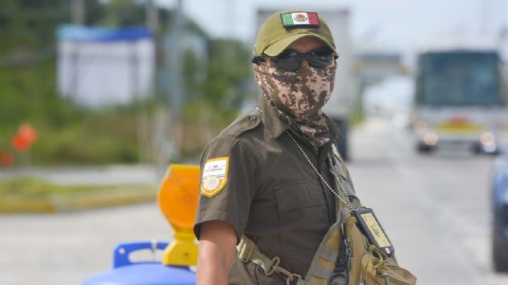 INM condena secuestro de sus agentes en Cancún