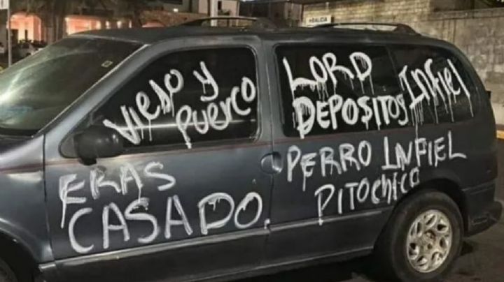 Grafitean camioneta para exhibir a un hombre infiel en Colima