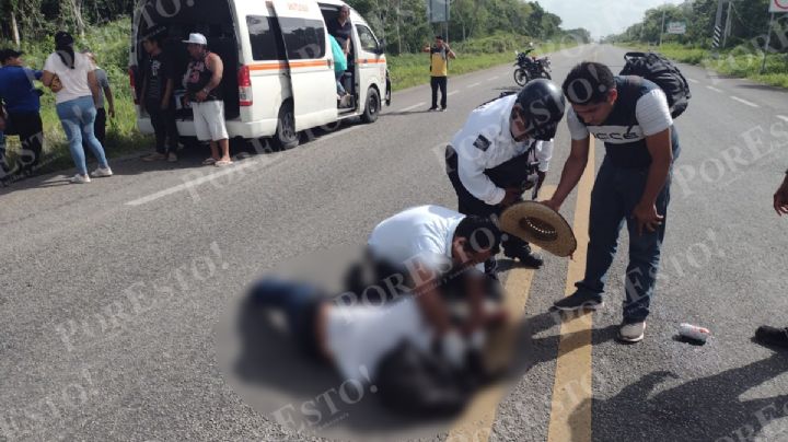 Ciclista es embestido por una combi en Felipe Carrillo Puerto