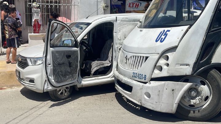 Camión de pasajeros atropella a un hombre que bajaba de su auto en Campeche