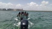 Rescatan a 12 cubanos en un barca cerca de Punta Nizuc en Cancún