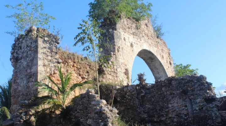 Se cae a pedazos antiguo templo en Tizimín; INAH y Arquidiócesis incumplen promesa de rescate